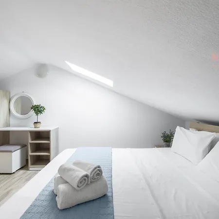 מלון דירות Azur By Paralia Living