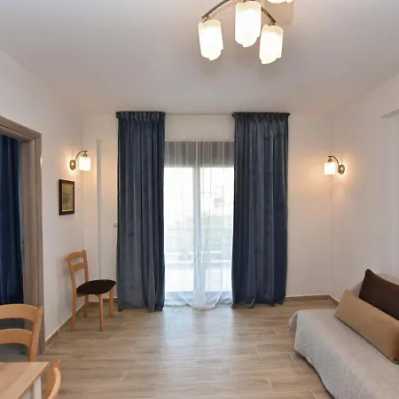 מלון דירות Azur By Paralia Living