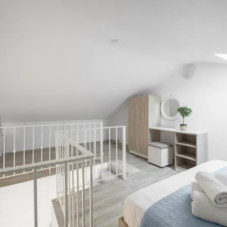 Azur By Paralia Living 3*