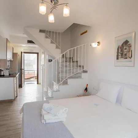 Azur By Paralia Living Aparthotel 3*