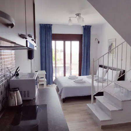 Azur By Paralia Living 3* ニキティ