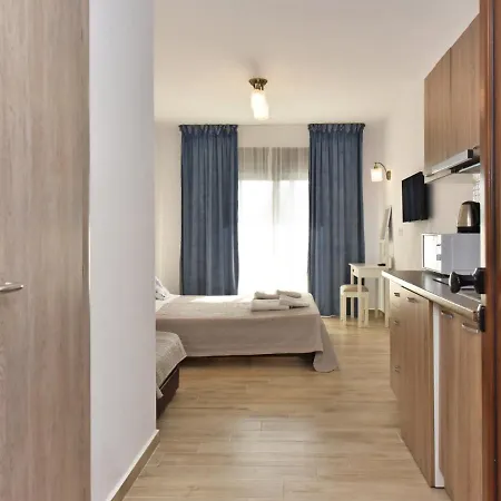 Azur By Paralia Living アパートホテル 3*