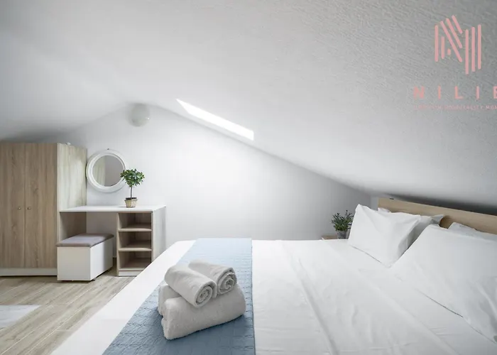 Aparthotel Azur By Paralia Living
