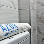 Azur By Paralia Living 公寓式酒店