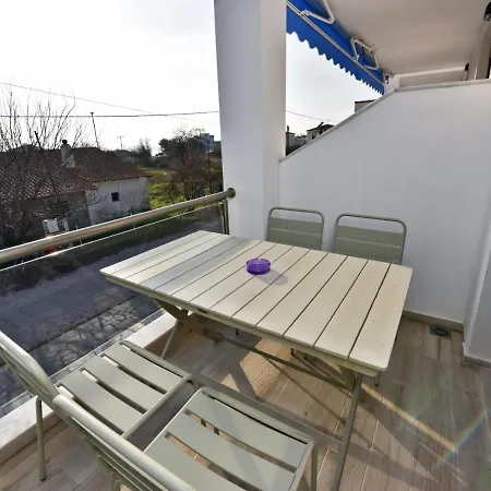 Aparthotel Azur By Paralia Living