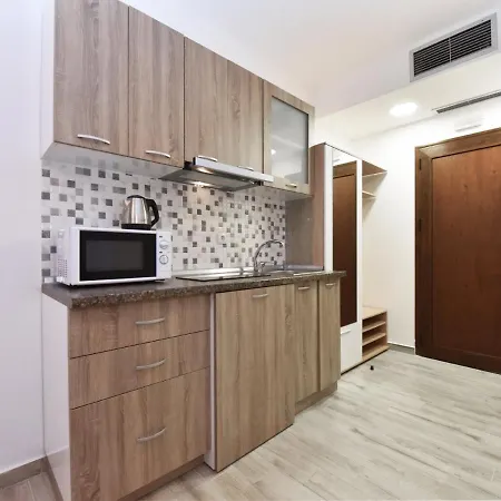Aparthotel Azur - Halkidiki Nikiti (Sithonia)